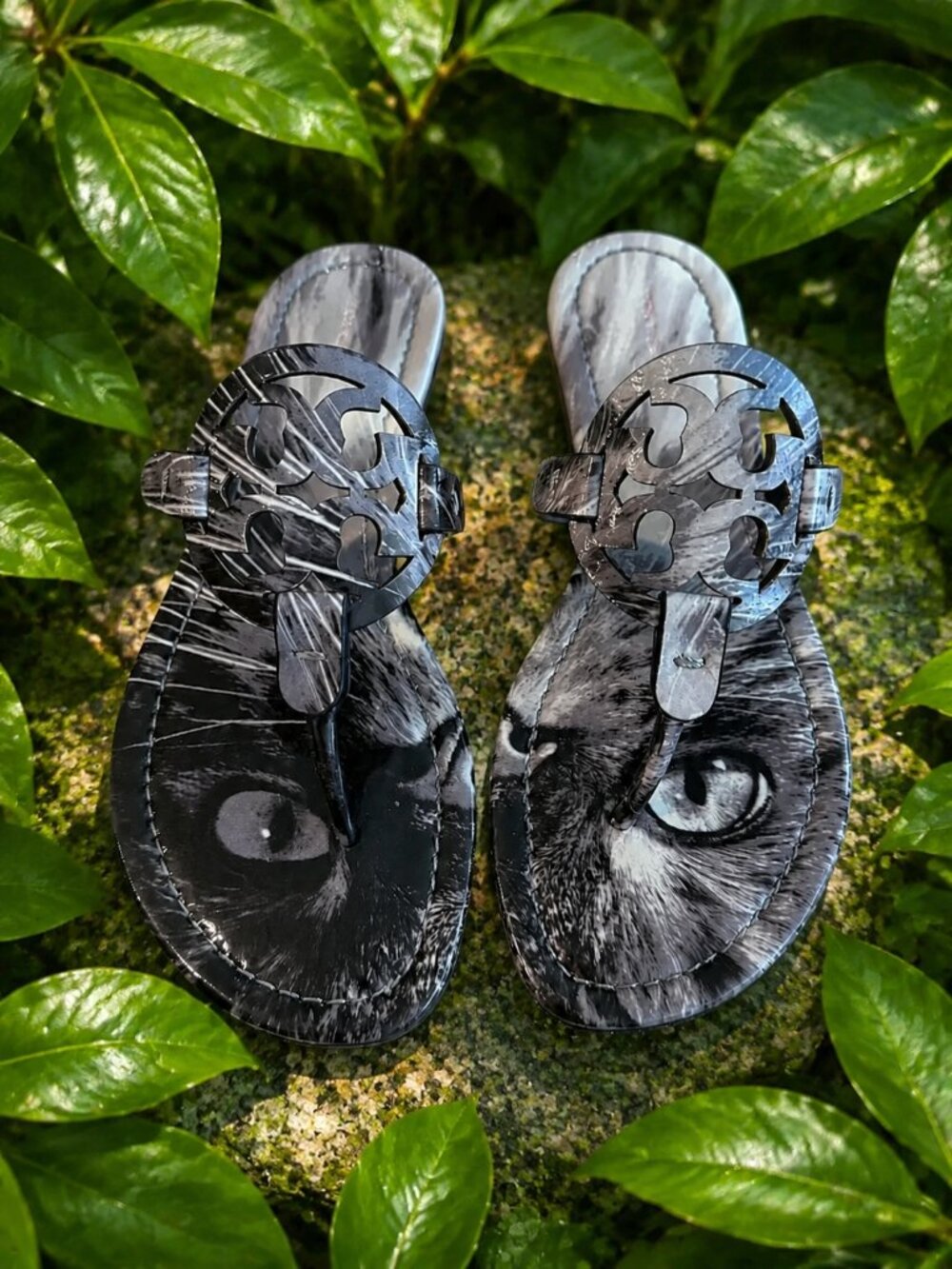 NEW! LIMITED EDITION/RARE! Tory Burch Miller Printed Cat Portrait Sandal